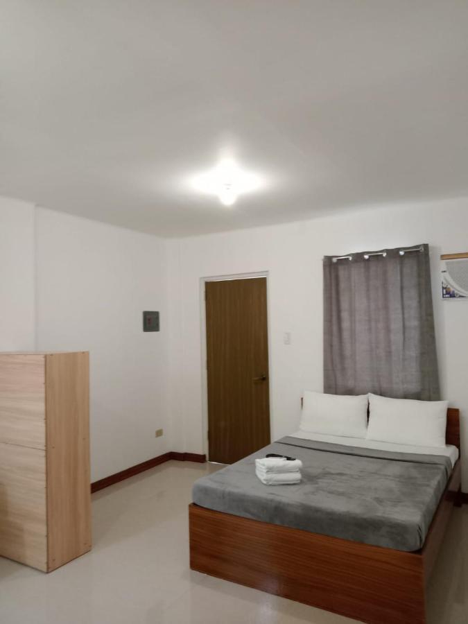 __Aplaridel Inn Suites__ Angeles Exterior foto