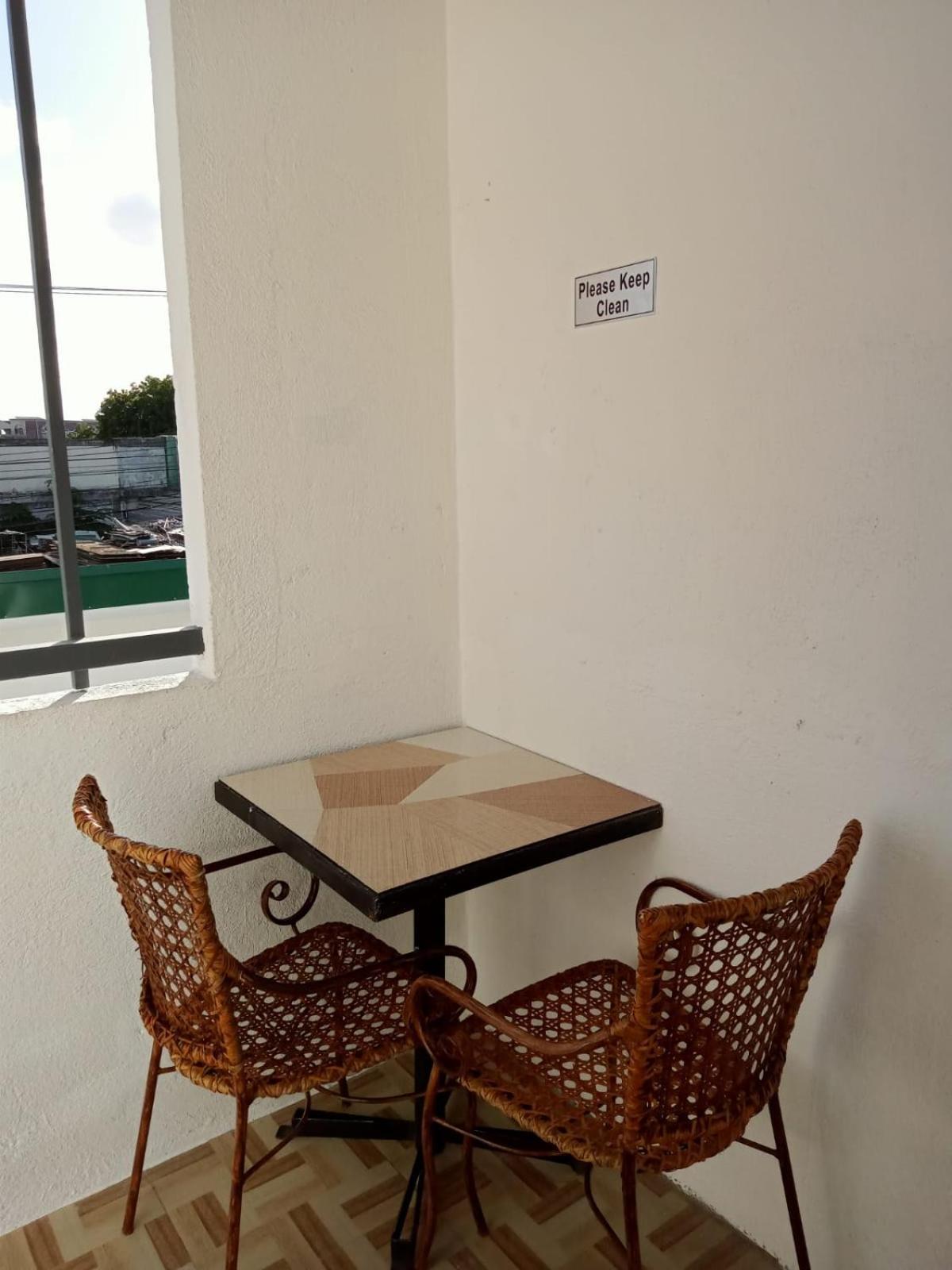 __Aplaridel Inn Suites__ Angeles Exterior foto
